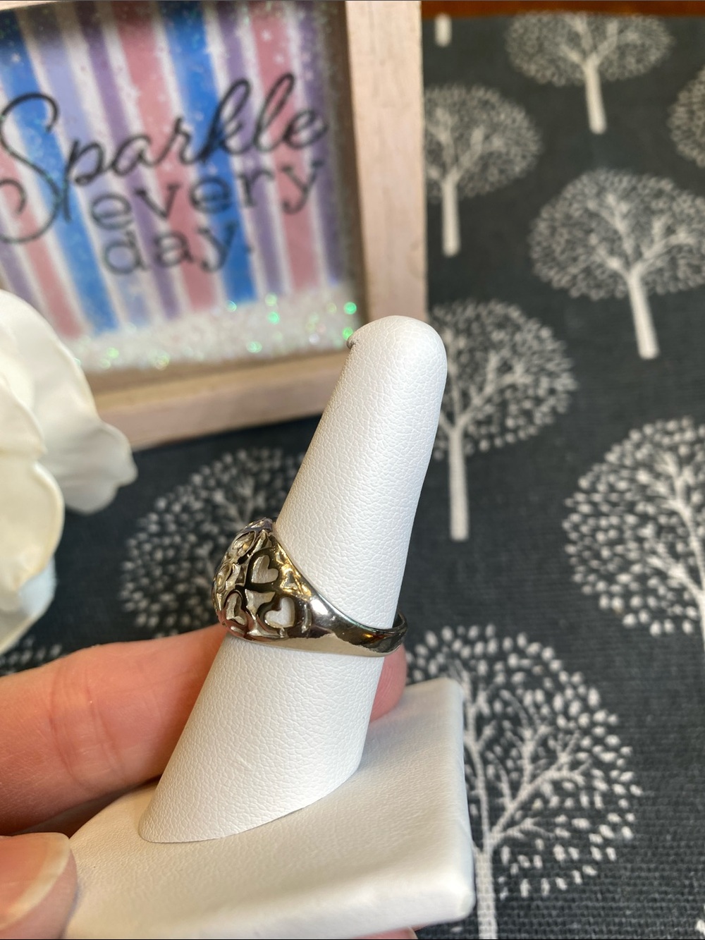 Sterling Silver Heart Cutout Dome Ring - Silver - Picture 3 of 9